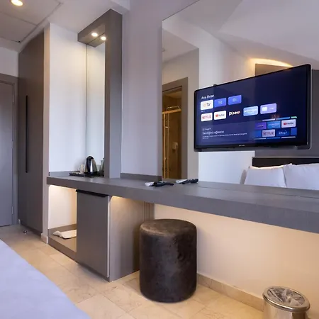 Three Points Hotel *