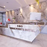 Hotel Three Points *